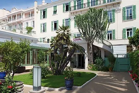 Vendome - Reouverture مينتون