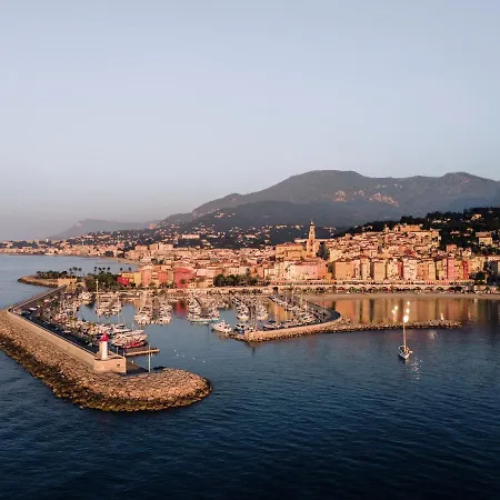Vendome - Reouverture 3* Μεντόν